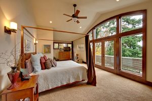bedroom master suite real estate photography